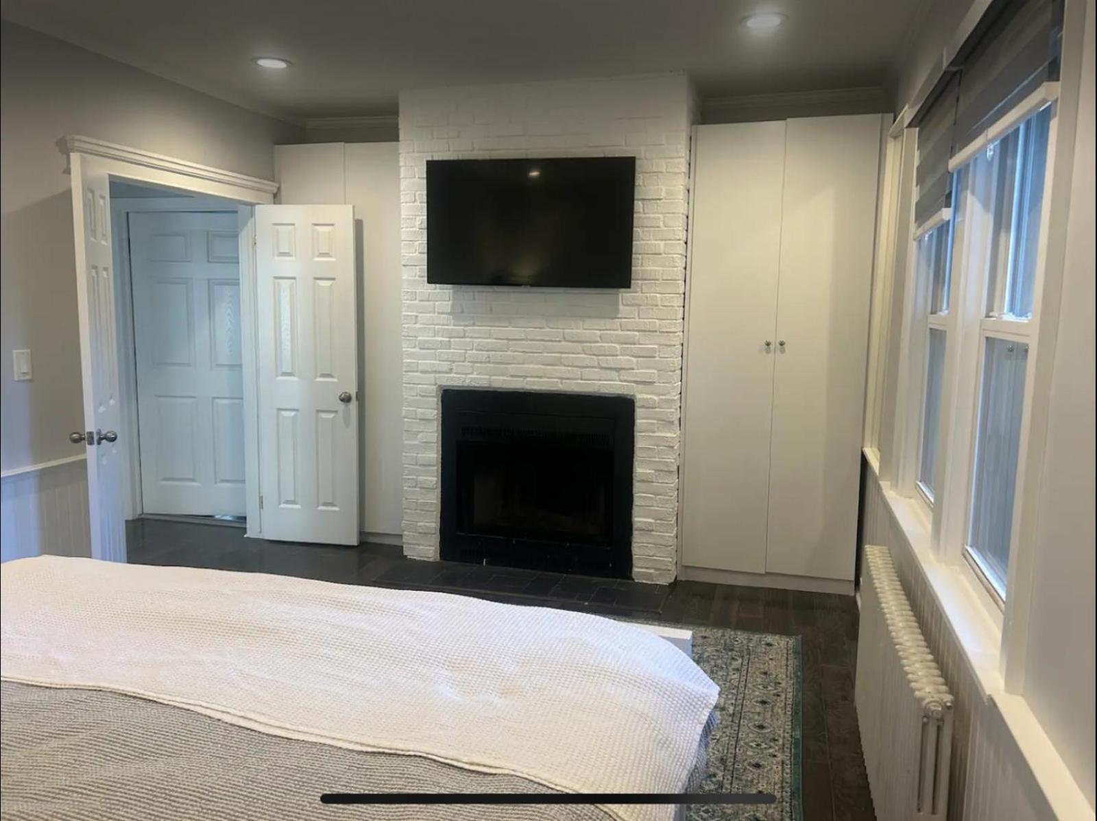 Private Suite In Huntington Station Exterior foto